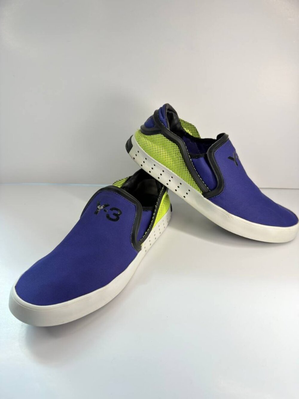 Y-3 Yohji Yamamoto x Adidas Slip-On Sneakers – Men’s US 9.5